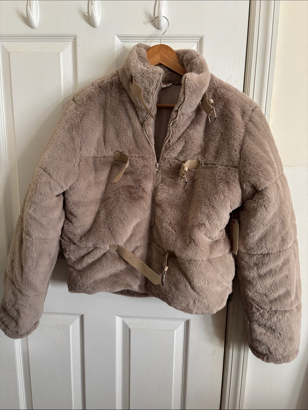 Stella Tweed Womens Plush Faux-Fur Puffer Jacket in Taupe Beige
